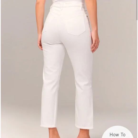 NWT New Abercrombie Curve Love Ultra High Rise DistressedStraight Jean Denim - Picture 4 of 16